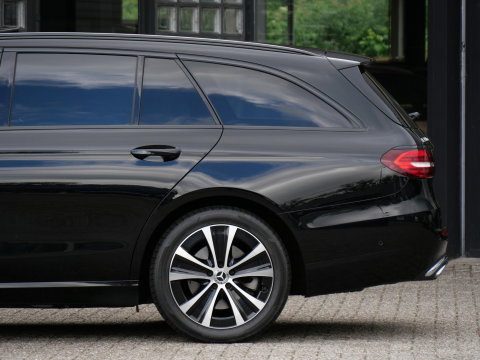Mercedes-Benz E-Klasse Estate 300e AVANTGARDE/ ADVANTAGE PACK/ BURMESTER/ SCHUIFDAK/