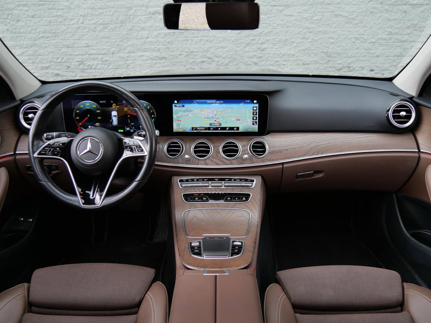Mercedes-Benz E-Klasse Estate 300e AVANTGARDE/ ADVANTAGE PACK/ BURMESTER/ SCHUIFDAK/