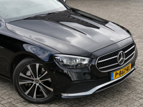 Mercedes-Benz E-Klasse Estate 300e AVANTGARDE/ ADVANTAGE PACK/ BURMESTER/ SCHUIFDAK/