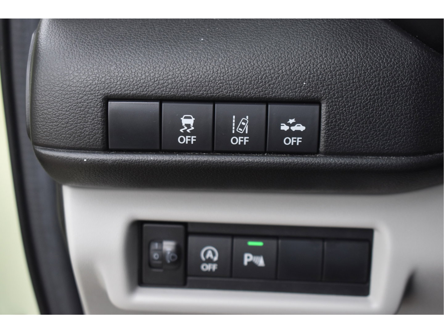 Suzuki Swift 1.2 Select Smart Hybrid Navigatie | Camera | Airco | LM Velgen | Stoelverwarming | Automaat |