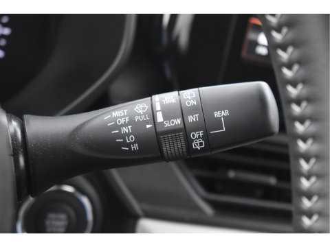 Suzuki Swift 1.2 Select Smart Hybrid Navigatie | Camera | Airco | LM Velgen | Stoelverwarming | Automaat |