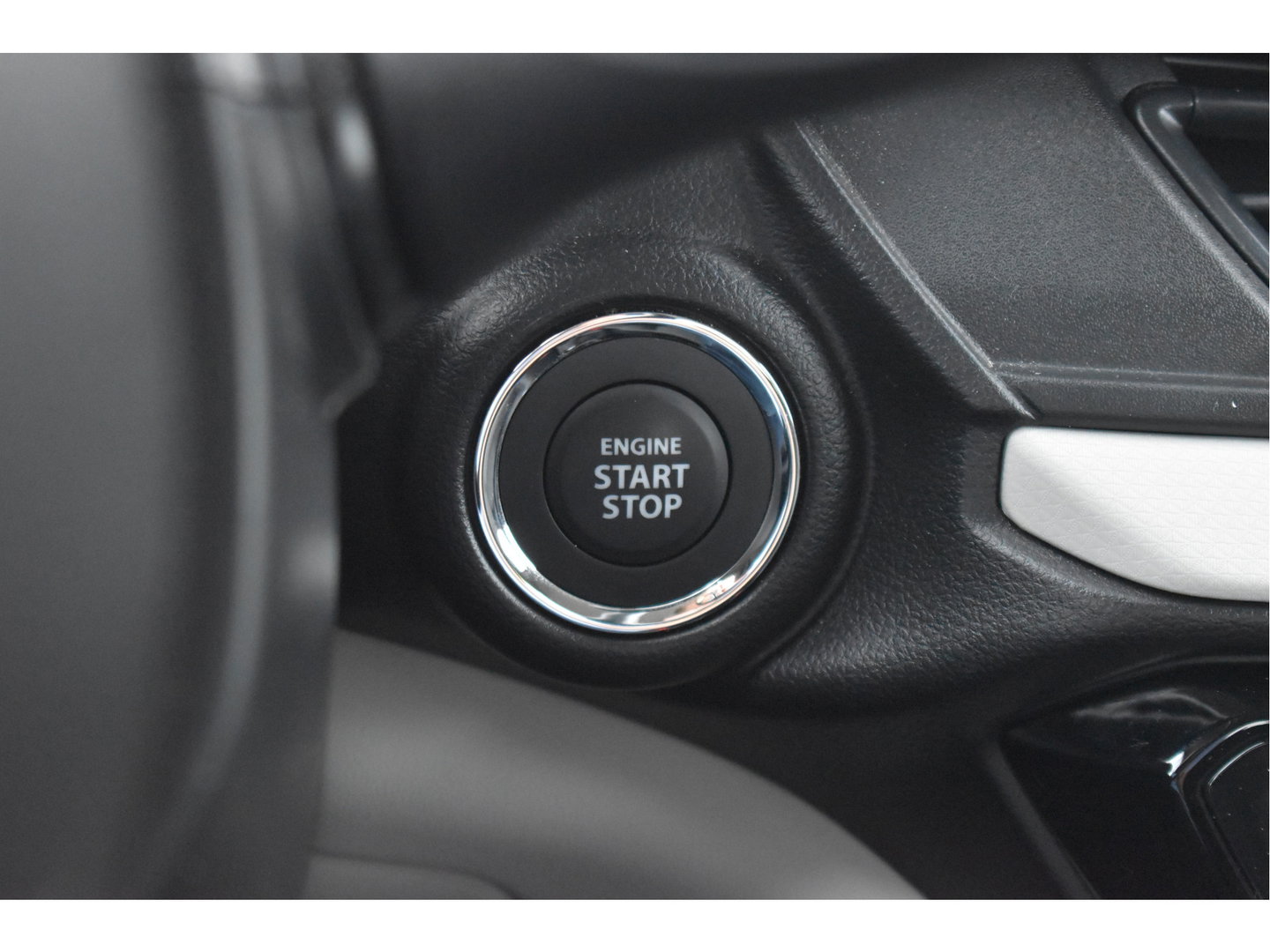 Suzuki Swift 1.2 Select Smart Hybrid Navigatie | Camera | Airco | LM Velgen | Stoelverwarming | Automaat |