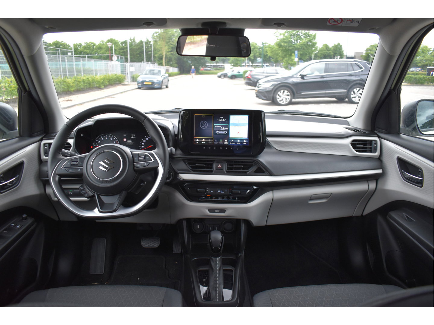 Suzuki Swift 1.2 Select Smart Hybrid Navigatie | Camera | Airco | LM Velgen | Stoelverwarming | Automaat |