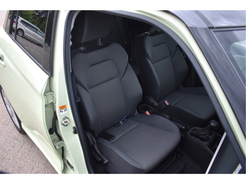 Suzuki Swift 1.2 Select Smart Hybrid Navigatie | Camera | Airco | LM Velgen | Stoelverwarming | Automaat |