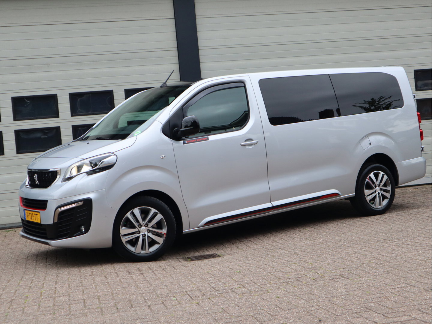 Peugeot Expert 2.0 BlueHDI 177pk Euro 6 Automaat - Sport Edition - L3 Extra Lang - Cruise - Camera