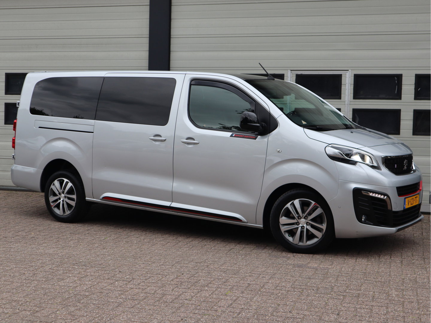 Peugeot Expert 2.0 BlueHDI 177pk Euro 6 Automaat - Sport Edition - L3 Extra Lang - Cruise - Camera
