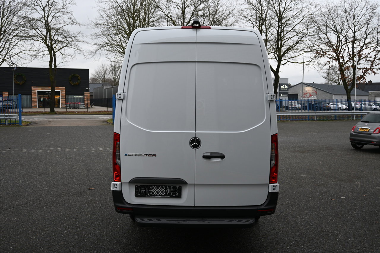 Mercedes-Benz eSprinter