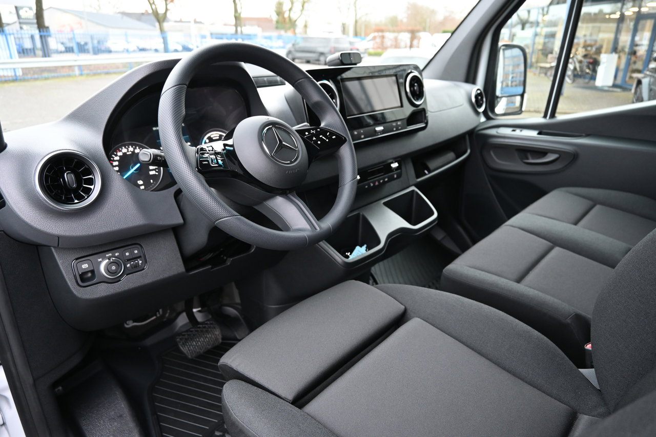 Mercedes-Benz eSprinter