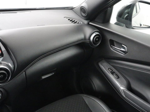 Nissan Juke 1.6 Hybrid Tekna | 360 Camera | Adaptive cruise | Carplay | Navigatie | Half leder | Full LED | Keyless | Climate control | Parkeerhulp | DAB | Bluetooth