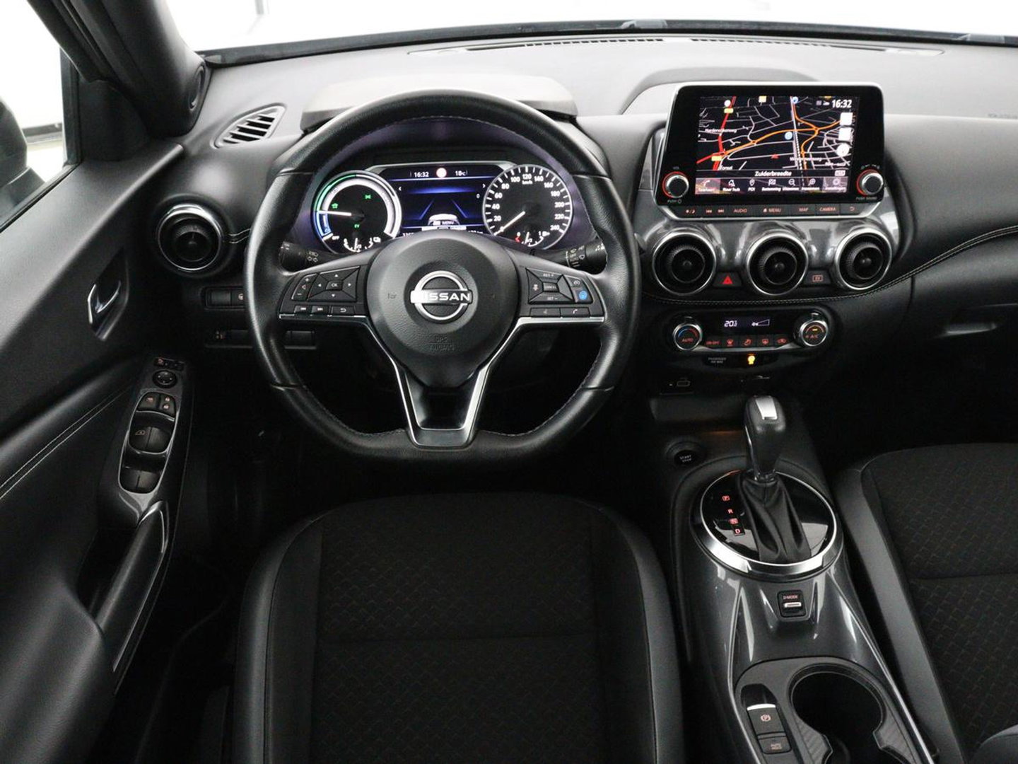 Nissan Juke 1.6 Hybrid Tekna | 360 Camera | Adaptive cruise | Carplay | Navigatie | Half leder | Full LED | Keyless | Climate control | Parkeerhulp | DAB | Bluetooth