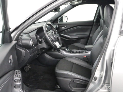 Nissan Juke 1.6 Hybrid Tekna | 360 Camera | Adaptive cruise | Carplay | Navigatie | Half leder | Full LED | Keyless | Climate control | Parkeerhulp | DAB | Bluetooth