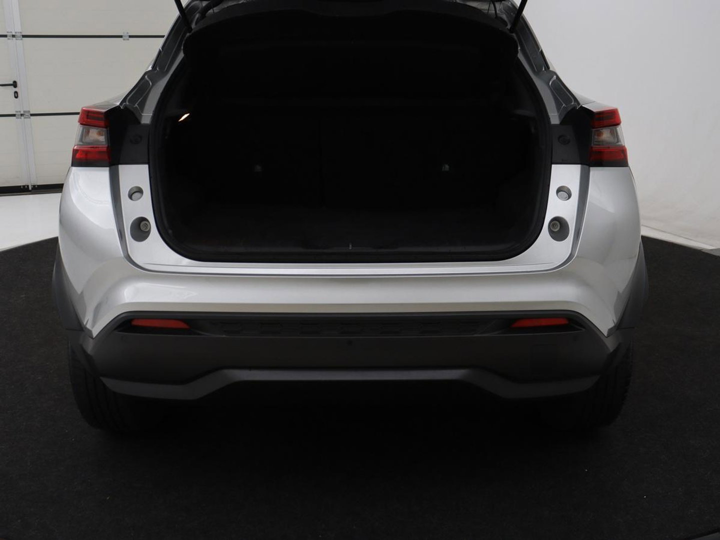 Nissan Juke 1.6 Hybrid Tekna | 360 Camera | Adaptive cruise | Carplay | Navigatie | Half leder | Full LED | Keyless | Climate control | Parkeerhulp | DAB | Bluetooth
