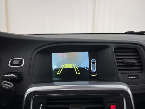 Volvo V60 2.4 D5 Twin Engine Special Edition (INCL.BTW) Aut. *PANO | LEATHER | ADAPTIVE-CRUISE | XENON | BLIS | MEMORY-PACK | CAMERA | HEATED-COMFORTSEATS | NAVI-FULLMAP | PRIVACY-GLASS | ECC | PDC | TOWBAR | 18''ALU*