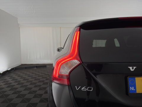 Volvo V60 2.4 D5 Twin Engine Special Edition (INCL.BTW) Aut. *PANO | LEATHER | ADAPTIVE-CRUISE | XENON | BLIS | MEMORY-PACK | CAMERA | HEATED-COMFORTSEATS | NAVI-FULLMAP | PRIVACY-GLASS | ECC | PDC | TOWBAR | 18''ALU*