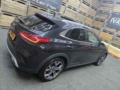 Kia Xceed 1.6 GDi PHEV ExecutiveLine Leder Pano Clima Navi 18"LM
