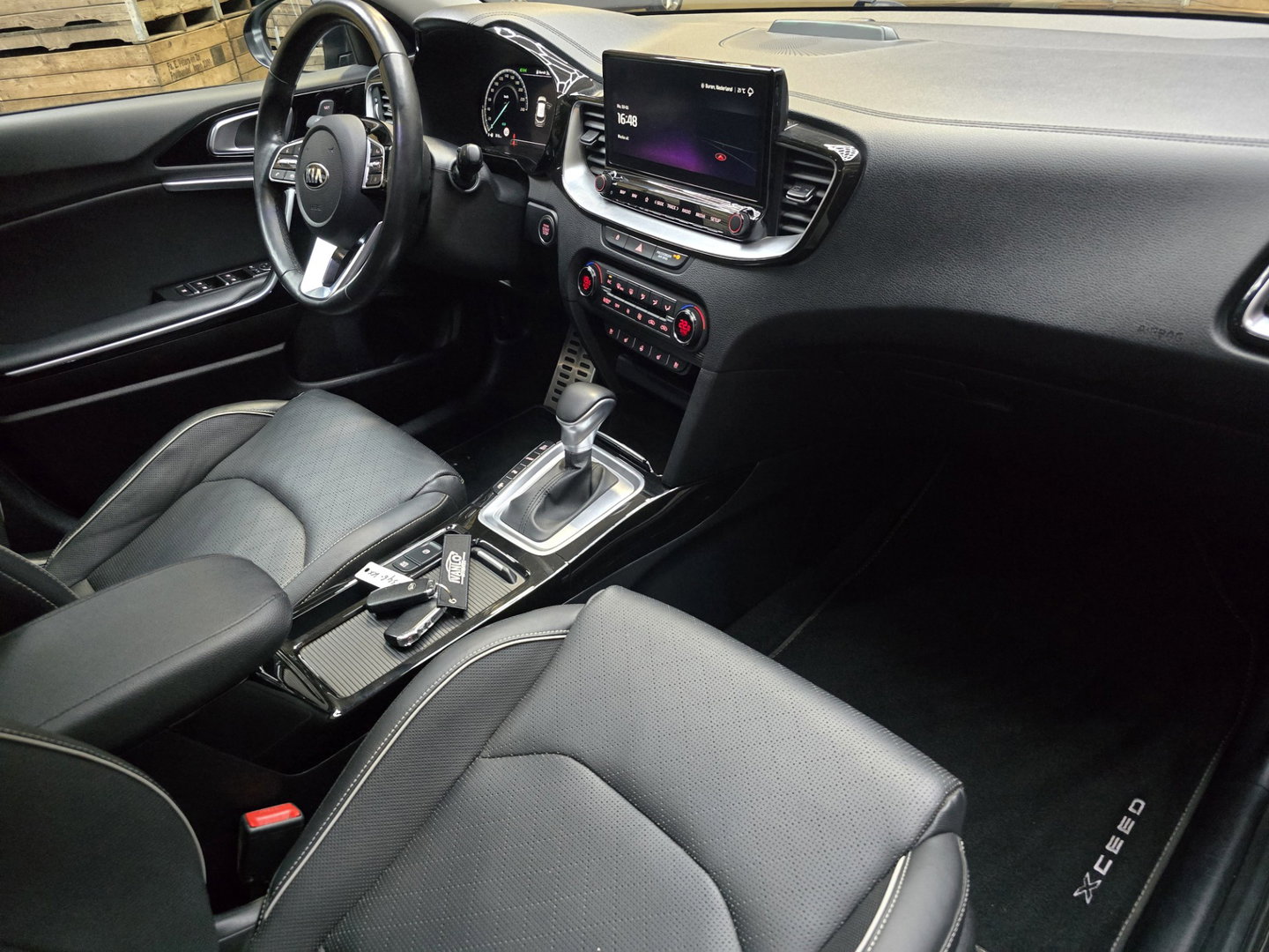 Kia Xceed 1.6 GDi PHEV ExecutiveLine Leder Pano Clima Navi 18"LM