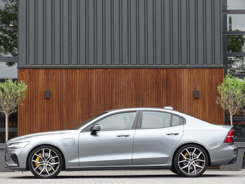 Volvo S60 T8 Polestar 405PK AWD / Harman Kardon / Brembo
