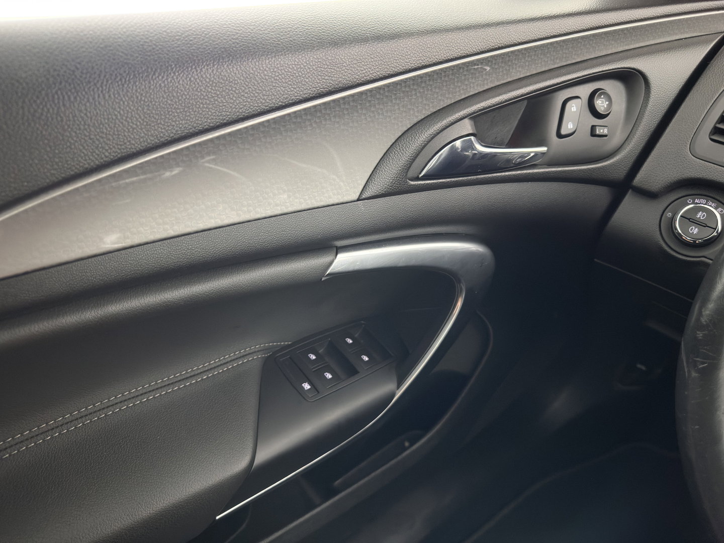 Opel Insignia Sports Tourer 1.6 CDTI EcoFLEX Business+ *LEATHER | XENON | NAVI-FULLMAP | HEATED-COMFORTSEATS | PRIVACY-GLASS | ECC | PDC | CRUISE | 18''ALU*