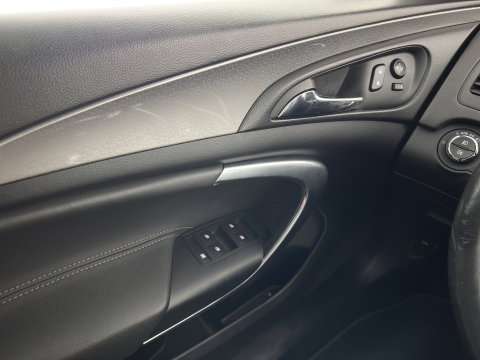 Opel Insignia Sports Tourer 1.6 CDTI EcoFLEX Business+ *LEATHER | XENON | NAVI-FULLMAP | HEATED-COMFORTSEATS | PRIVACY-GLASS | ECC | PDC | CRUISE | 18''ALU*