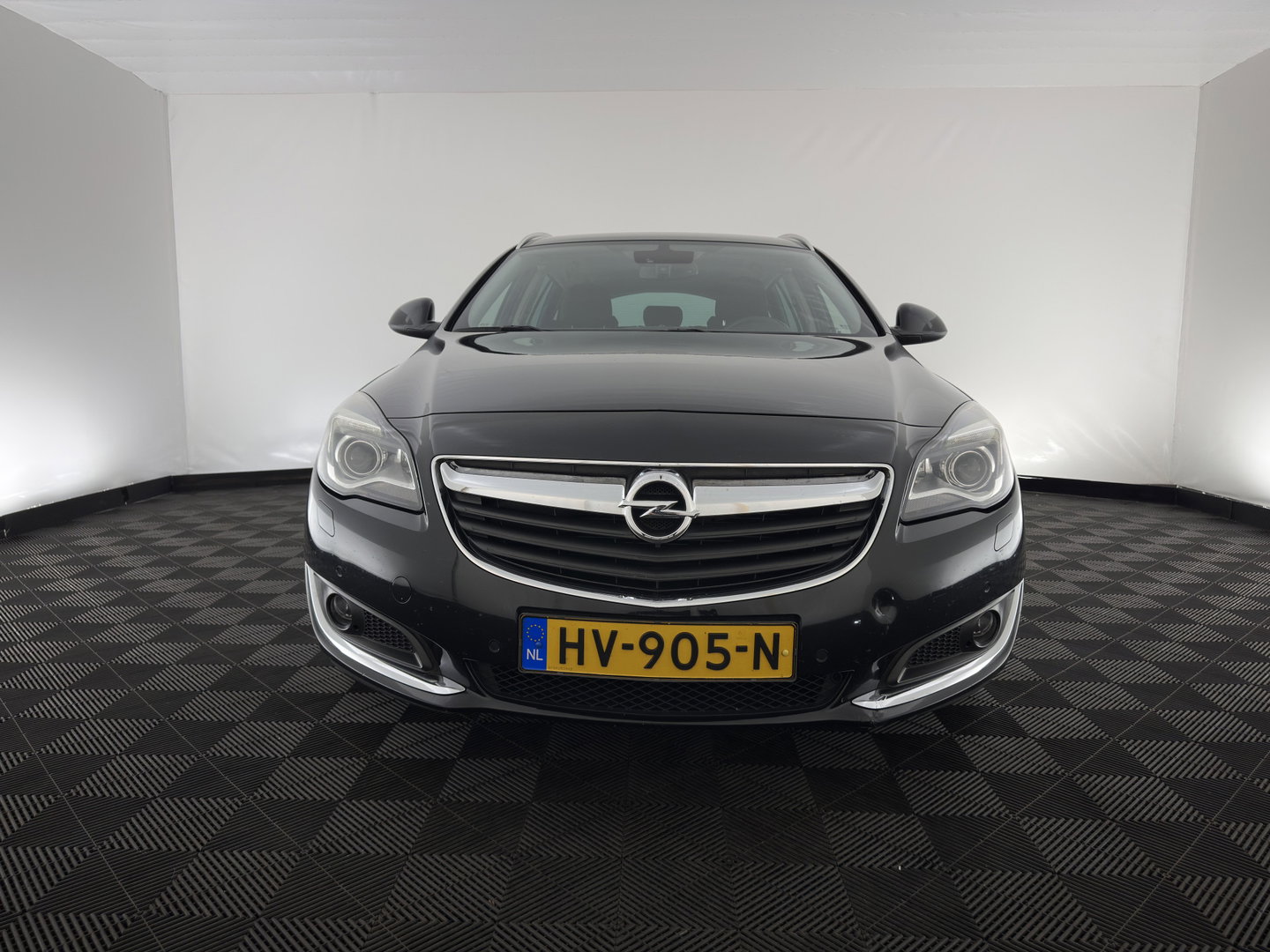 Opel Insignia Sports Tourer 1.6 CDTI EcoFLEX Business+ *LEATHER | XENON | NAVI-FULLMAP | HEATED-COMFORTSEATS | PRIVACY-GLASS | ECC | PDC | CRUISE | 18''ALU*