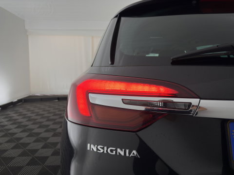 Opel Insignia Sports Tourer 1.6 CDTI EcoFLEX Business+ *LEATHER | XENON | NAVI-FULLMAP | HEATED-COMFORTSEATS | PRIVACY-GLASS | ECC | PDC | CRUISE | 18''ALU*
