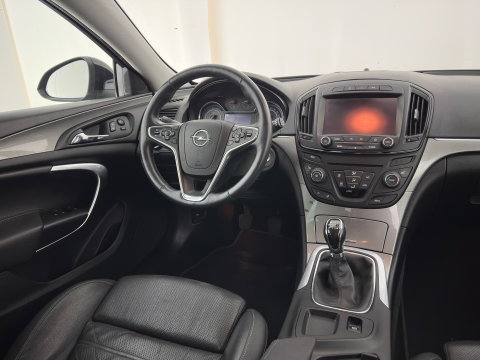 Opel Insignia Sports Tourer 1.6 CDTI EcoFLEX Business+ *LEATHER | XENON | NAVI-FULLMAP | HEATED-COMFORTSEATS | PRIVACY-GLASS | ECC | PDC | CRUISE | 18''ALU*