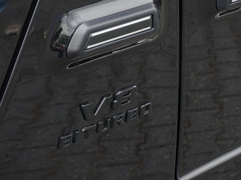 Mercedes-Benz G-Klasse 500 V8 BI-Turbo 422PK / 63 AMG ed. / Burmester / LED