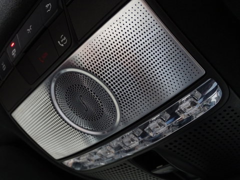Mercedes-Benz G-Klasse 500 V8 BI-Turbo 422PK / 63 AMG ed. / Burmester / LED