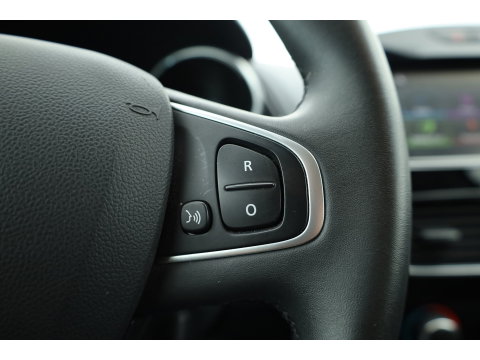 Renault Clio Estate 1.2 TCe Limited 120 pk | Trekhaak | Cruise Control | Bluetooth | Airco | PDC+A | DAB | Navi