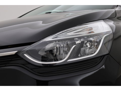 Renault Clio Estate 1.2 TCe Limited 120 pk | Trekhaak | Cruise Control | Bluetooth | Airco | PDC+A | DAB | Navi