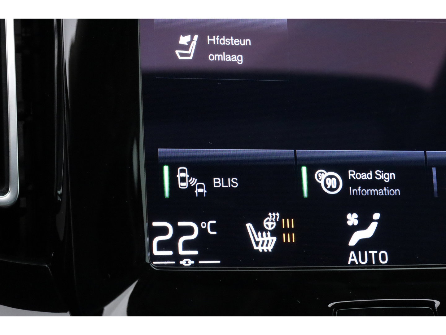 Volvo XC40 1.5 T5 Plug-in hybrid Ultimate Dark | Pano | 360 cam | Leer | ACC | Blis | H&K Audio | Stoel & stuur Verw. | Memory |