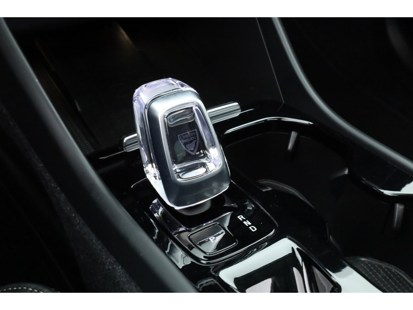 Volvo XC40 1.5 T5 Plug-in hybrid Ultimate Dark | Pano | 360 cam | Leer | ACC | Blis | H&K Audio | Stoel & stuur Verw. | Memory |