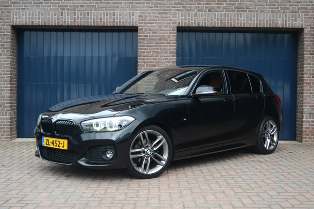 BMW 1 Serie - 118i Edition M-Sport Shadow High Executive | Leder | Stoelverwarming | Getint glas