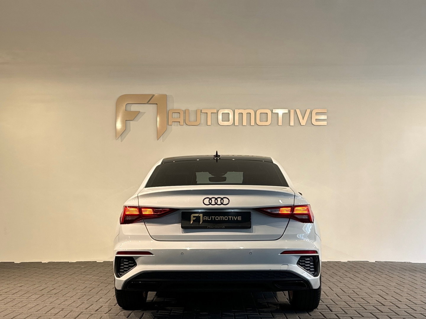 Audi A3 LIMOUSINE 30 TFSI Business edition Keyless|CarPlay