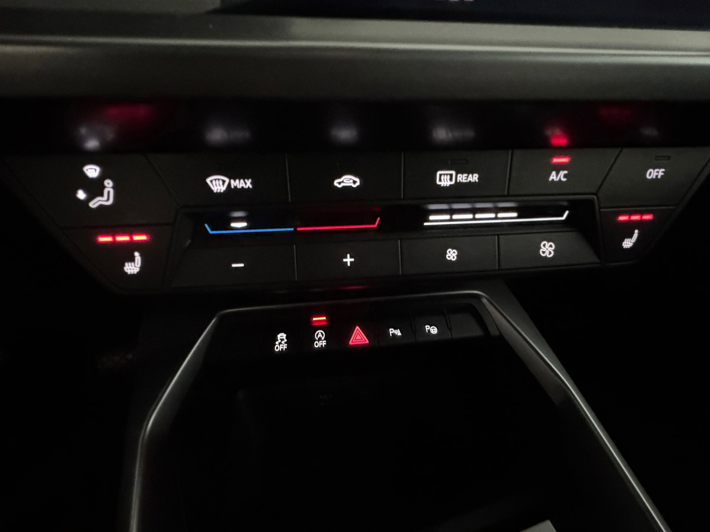 Audi A3 LIMOUSINE 30 TFSI Business edition Keyless|CarPlay