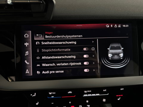 Audi A3 LIMOUSINE 30 TFSI Business edition Keyless|CarPlay