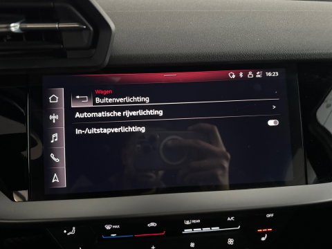 Audi A3 LIMOUSINE 30 TFSI Business edition Keyless|CarPlay