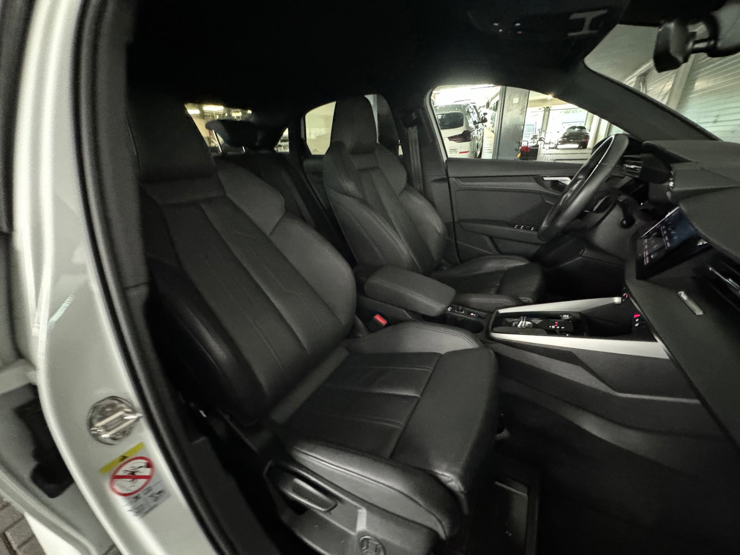 Audi A3 LIMOUSINE 30 TFSI Business edition Keyless|CarPlay