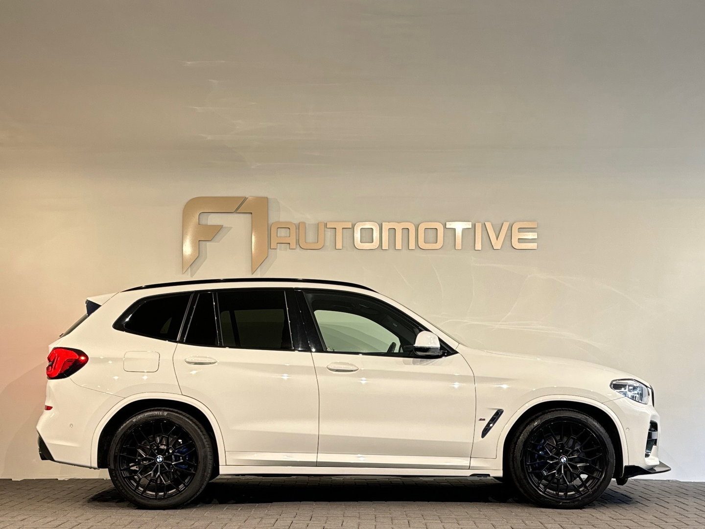BMW X3 XDrive30e High Executive M Sport H/K|Crystal|Keyless