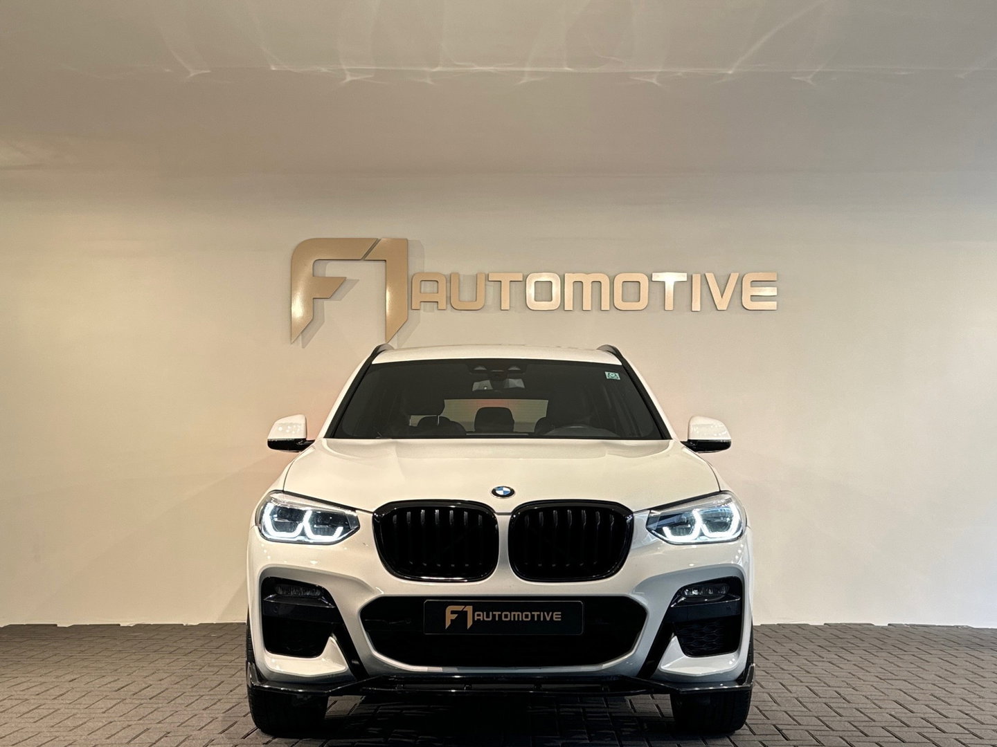 BMW X3 XDrive30e High Executive M Sport H/K|Crystal|Keyless