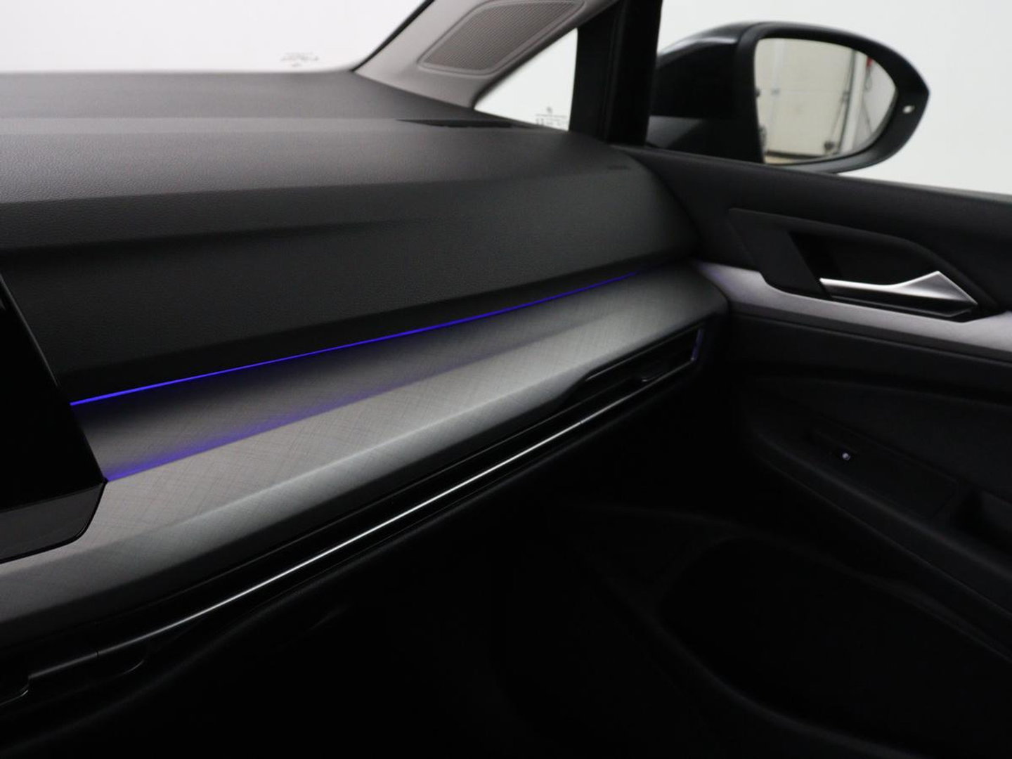Volkswagen Golf 1.0 TSI Life | Carplay | Adaptive cruise | Navigatie | Parkeerhulp | Full LED | Climate control | DAB | Bluetooth | Digital cockpit