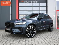 Volvo XC60 - 2.0 T6 AWD R-Design Long Range | Pano | Orrefors | Digitaal Dash | Leder | ACC | Memory | Camera | Keyless | 22'''| Stoelverwarming voor & achter | Stuurwielverwarming | Trekhaak | Led | Electric Seats | Carplay | Dodehoek Detectie
