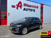 Volkswagen T-Roc - 1.5 TSI Sport Aut. Trekhaak, Carplay Camera