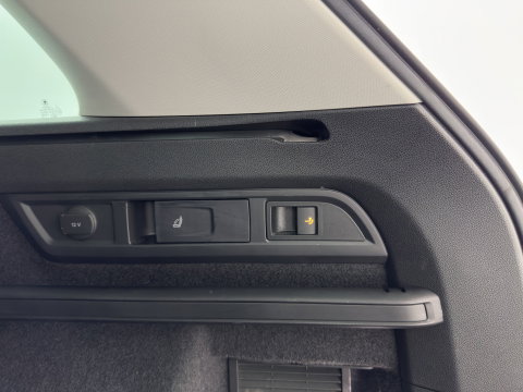 Škoda Kodiaq 1.5 TSI Business Edition (INCL.BTW) *LEATHER-FABRIC | FULL-LED | DIGI-COCKPIT | CAMERA | KEYLESS | DAB+ | NAVI-FULLMAP | SPORT-SEATS | PRIVACY-GLASS | ECC | PDC | CRUISE | 20''ALU | TOWBAR*