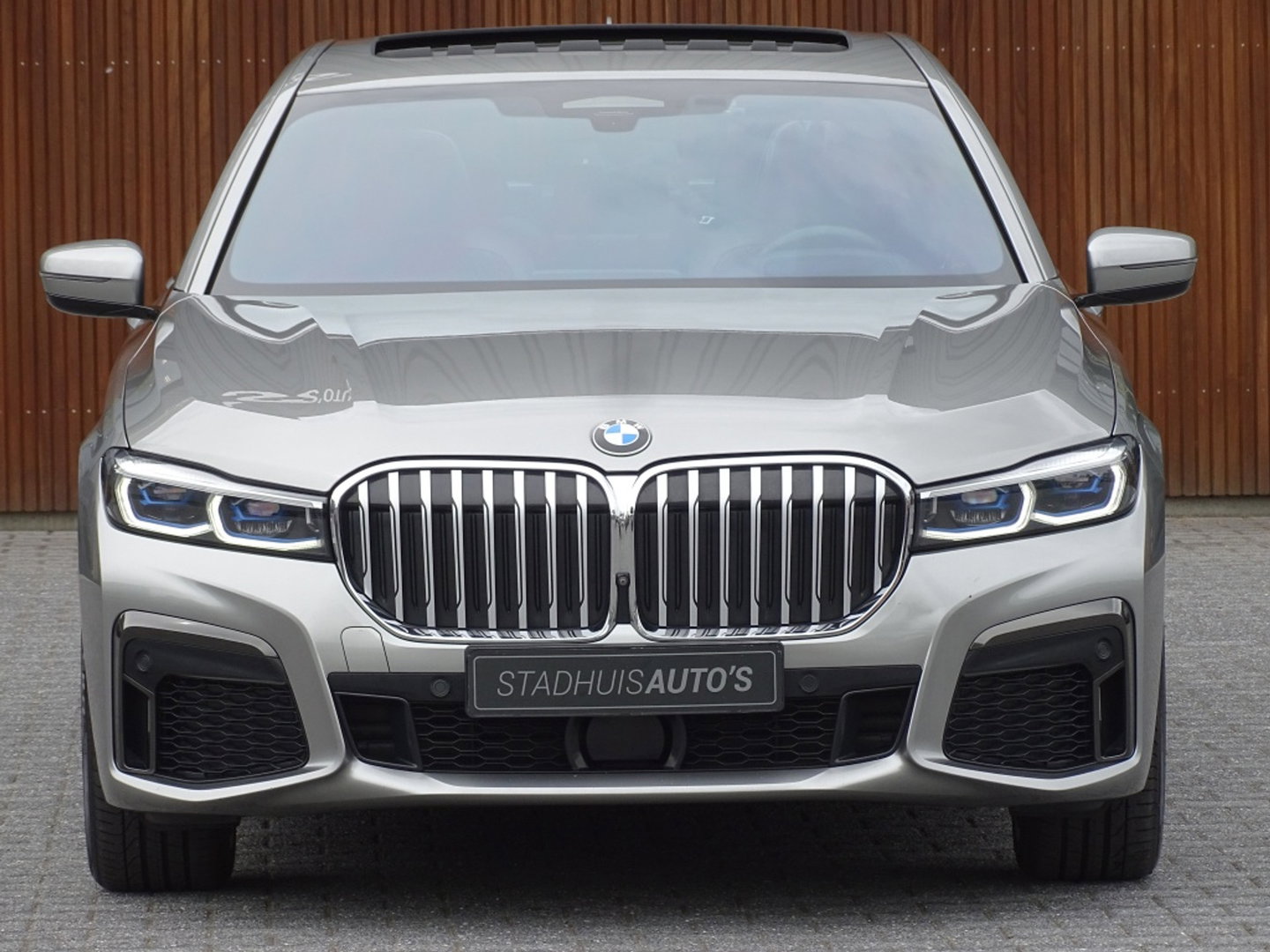 BMW 7 Serie 745e 394PK M-Sport / Individual / Laser / 360° / Harman Kardon