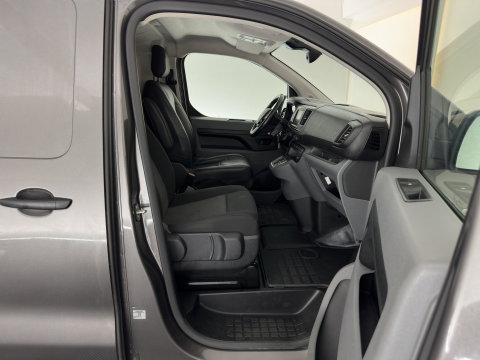 Peugeot e-Expert Standard Premium 75 kWh [3-Fase] {SOH-94%} Aut. *CARPLAY | CAMERA | AIRCO | COMFORT-SEATS | DAB+ | PDC | CRUISE*