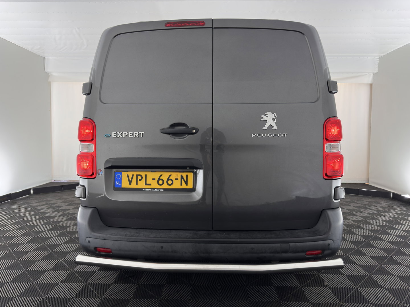Peugeot e-Expert Standard Premium 75 kWh [3-Fase] {SOH-94%} Aut. *CARPLAY | CAMERA | AIRCO | COMFORT-SEATS | DAB+ | PDC | CRUISE*