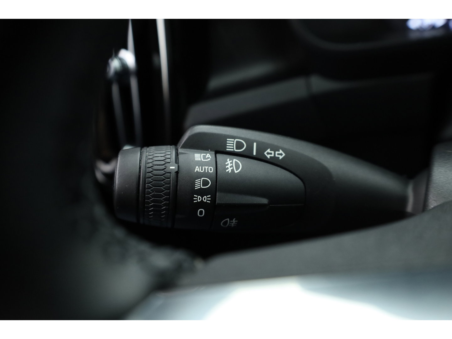 Volvo XC40 1.5 T5 Plug-in hybrid Plus Bright | Facelift | ACC | 360 camera | Elek. Stoelen | Blis | Stoel + stuurverw. | Tailord Wool