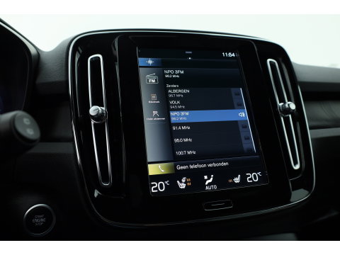 Volvo XC40 1.5 T5 Plug-in hybrid Plus Bright | Facelift | ACC | 360 camera | Elek. Stoelen | Blis | Stoel + stuurverw. | Tailord Wool