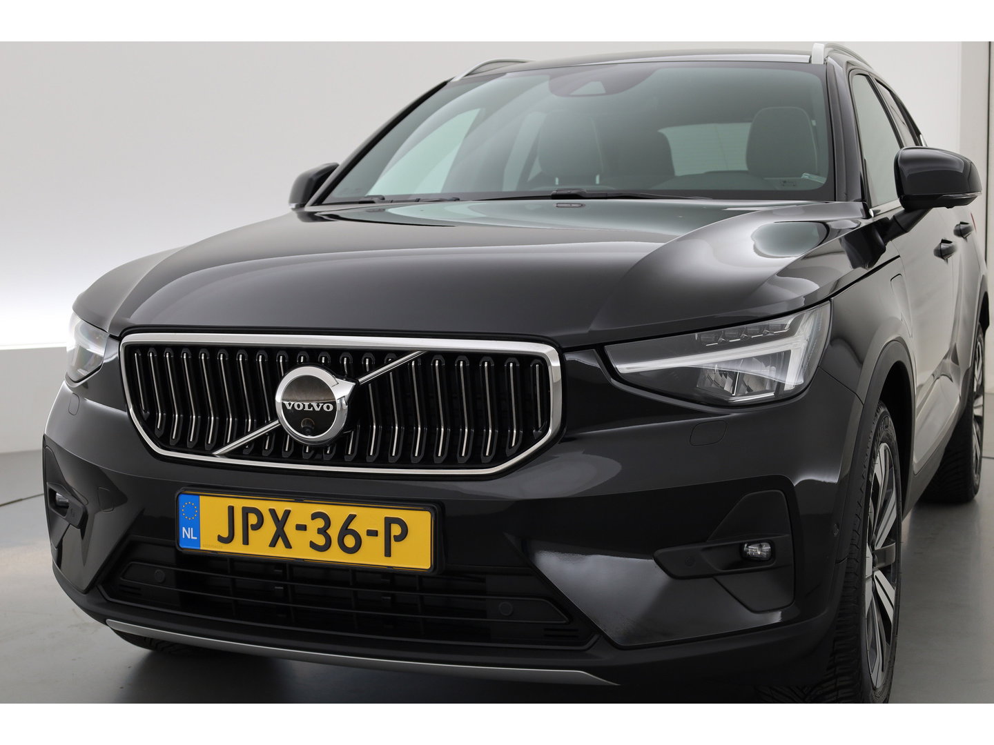 Volvo XC40 1.5 T5 Plug-in hybrid Plus Bright | Facelift | ACC | 360 camera | Elek. Stoelen | Blis | Stoel + stuurverw. | Tailord Wool